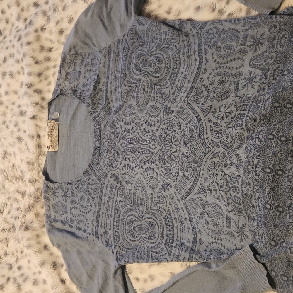 Aventura sweater